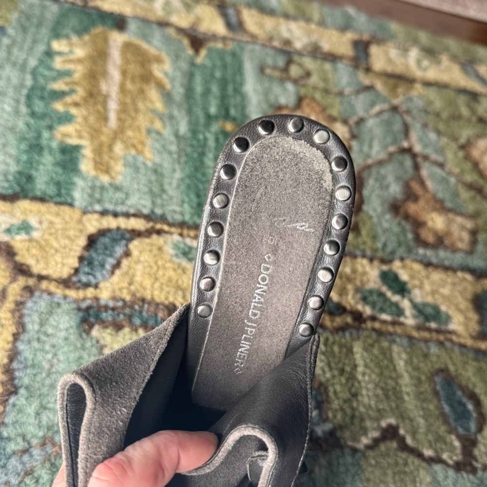RARE Donald J Pliner Gray Wedge Suede Studded Sandals - Picture 3 of 8
